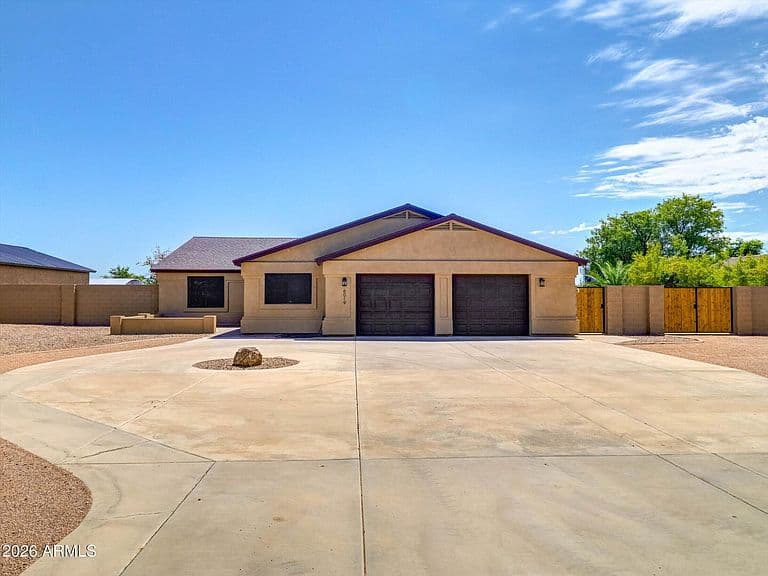 6019 W GREENBRIAR Drive photo 3