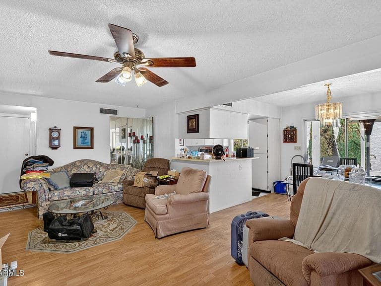 9436 E OLIVE Lane N photo 5