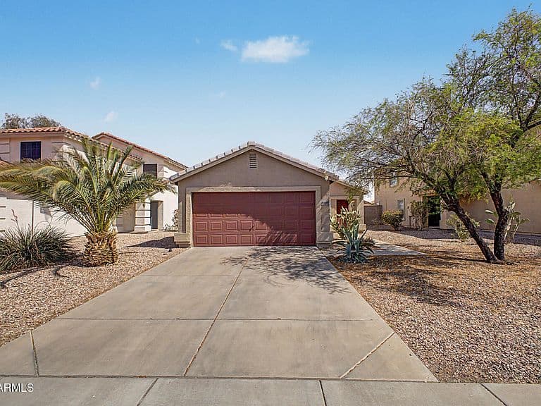 22093 W SOLANO Drive photo 1