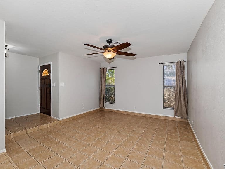 3420 E Rubio Ln photo 3