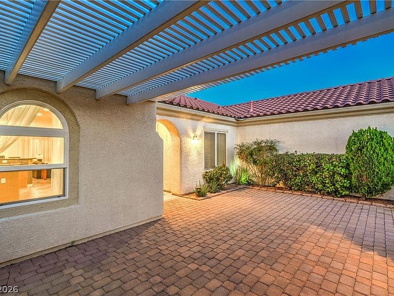 2148 Shadow Canyon Dr photo 3