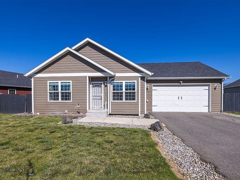 2226 Sturnella Ln photo 2