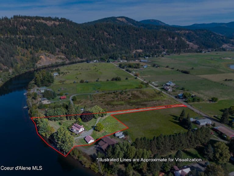 826 Riverdale Dr photo 3