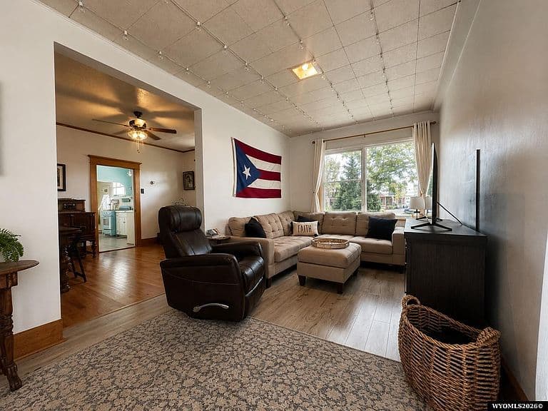 394 W Flaming Gorge Way photo 4