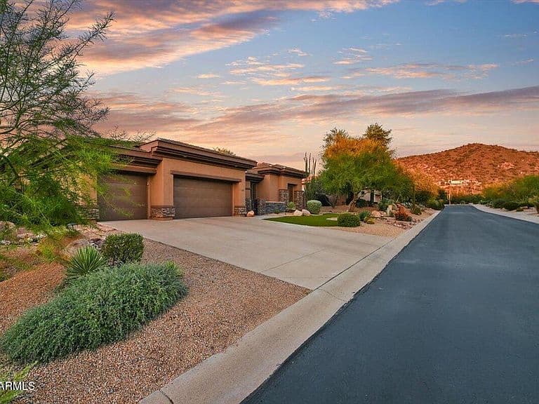 7696 E MOURA Drive photo 4