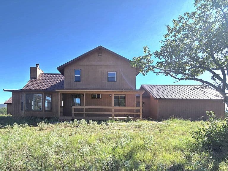550 Rolling Hills Rd photo 1