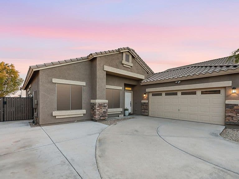 16551 W JACKSON Street photo 1