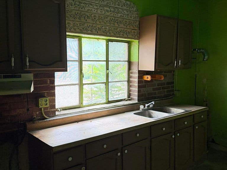 51 E Jackson St photo 2