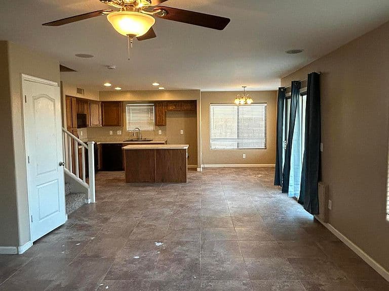 1731 E MELANIE Street photo 5