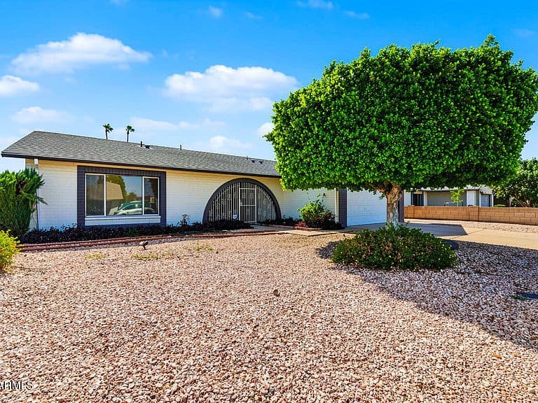 5817 W TIERRA BUENA Lane photo 4