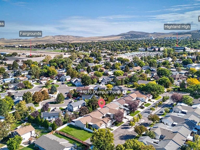 1510 Olympus Pointe photo 1