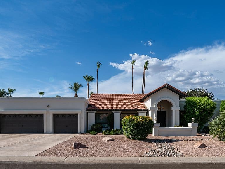 5468 E LUPINE Avenue photo 1