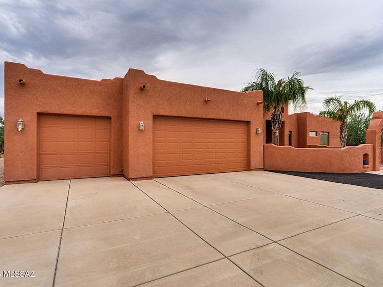 4832 W Lambert Ln photo 3