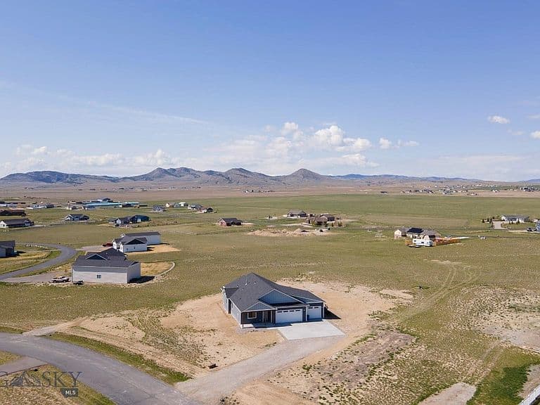 152 Wheatland Meadows Dr photo 4