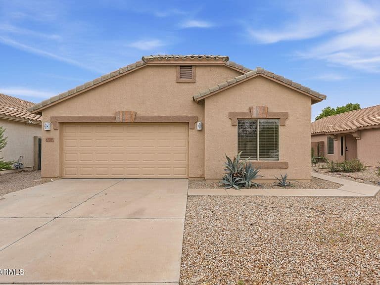 10845 E WIER Avenue photo 1