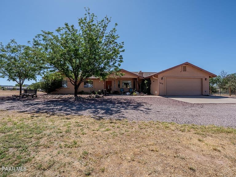 1614 W Road 4 1/2 N photo 4