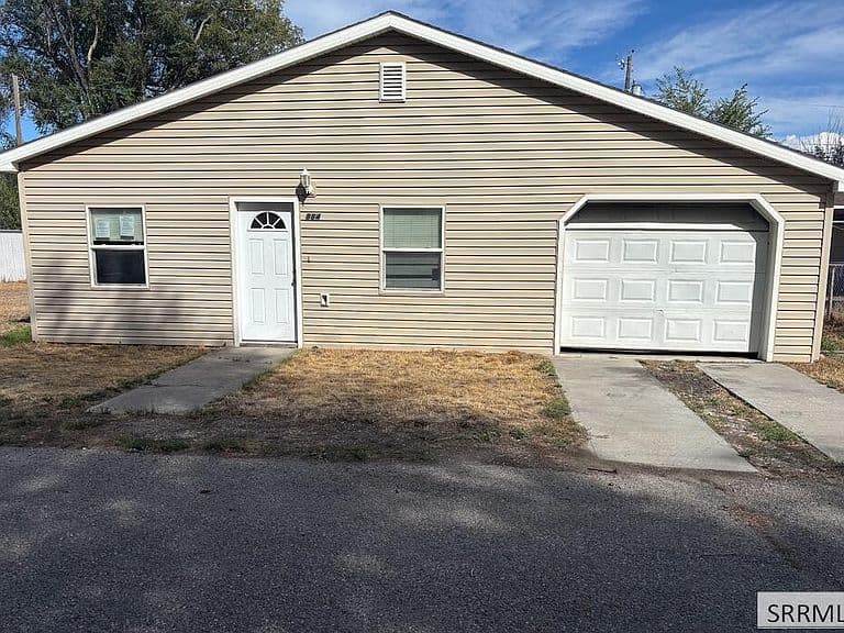 884 Wandell Ct photo 1