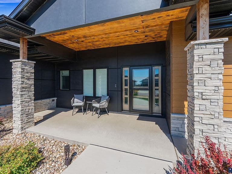 2440 N Alberta Trl photo 3