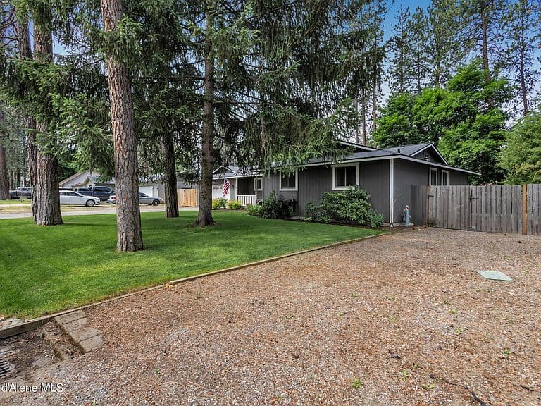 222 S Ross Point Rd photo 3