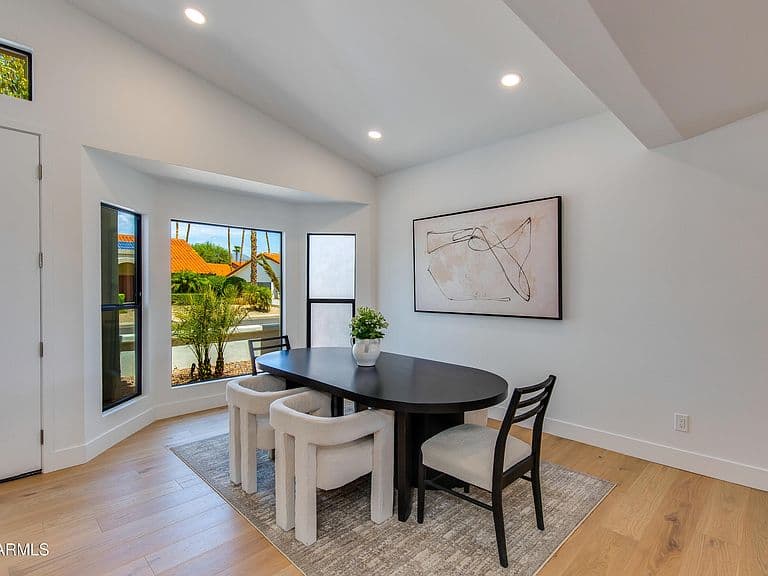 10521 E BELLA VISTA Drive photo 4