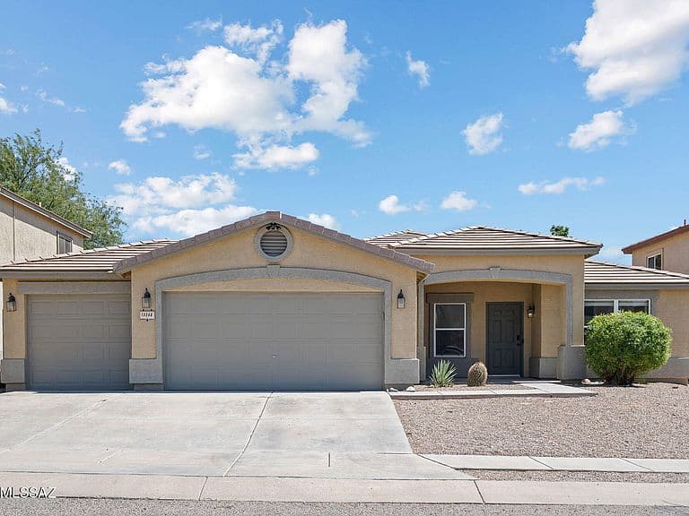 13368 E Almond Crest Dr photo 2