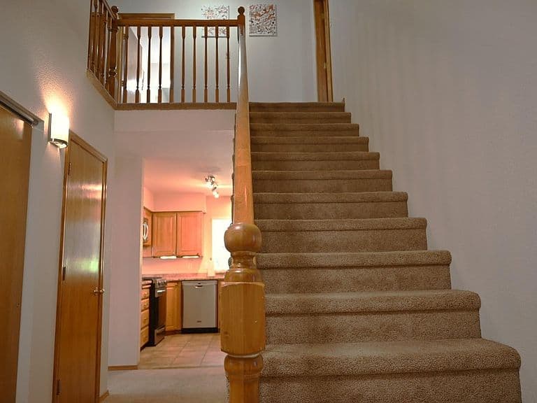 1208 S Breezy Way photo 3