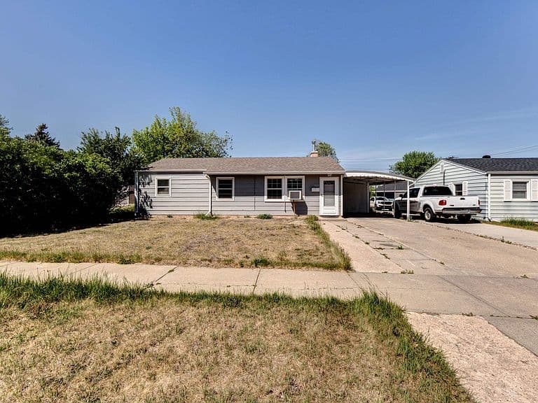 142 E Montana St photo 3