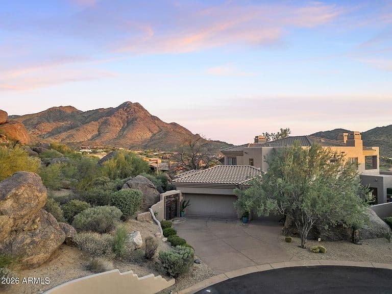 11189 E JUAN TABO Road photo 2