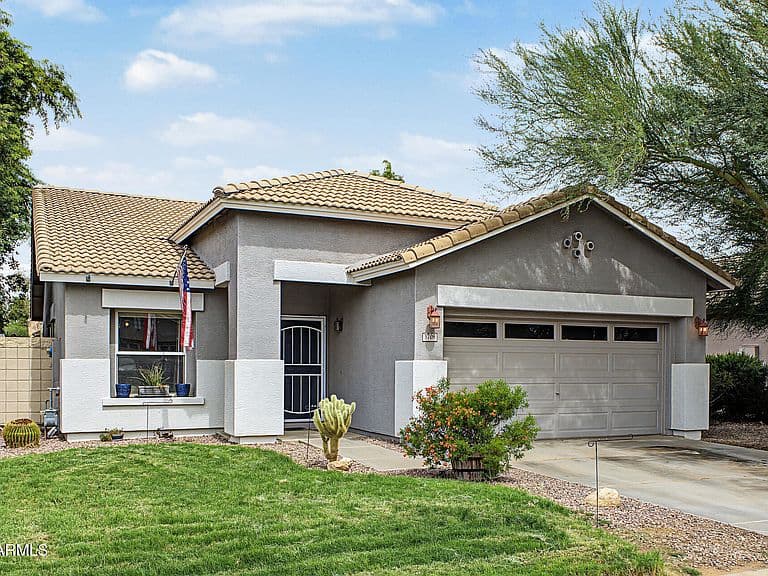 3708 E REMINGTON Drive photo 1