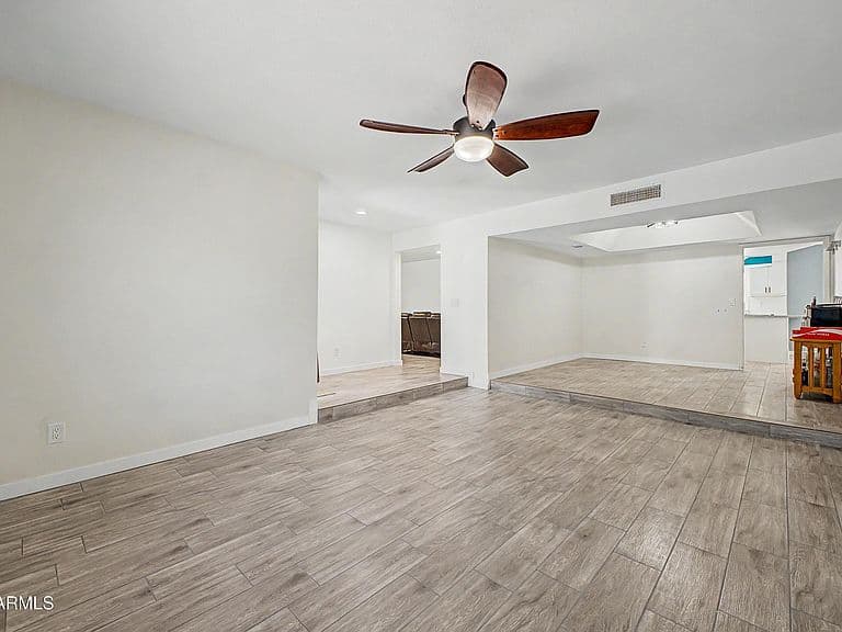 6231 W RIVIERA Drive photo 5