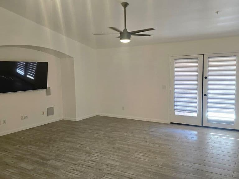 522 S 114TH Avenue photo 5