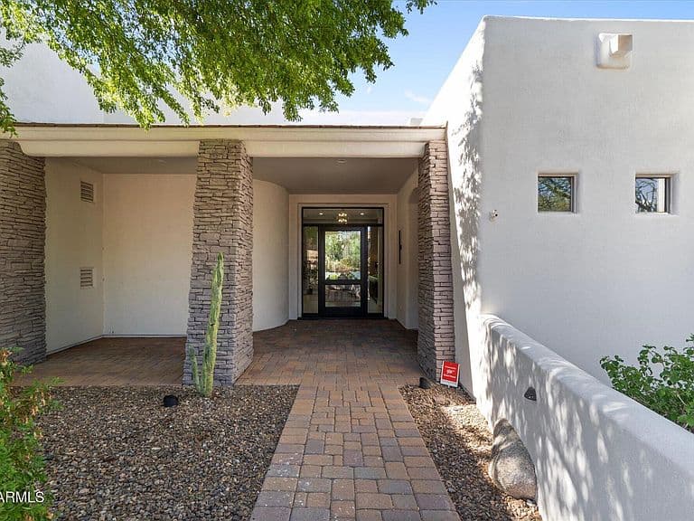 13622 N SUNSET Drive photo 4