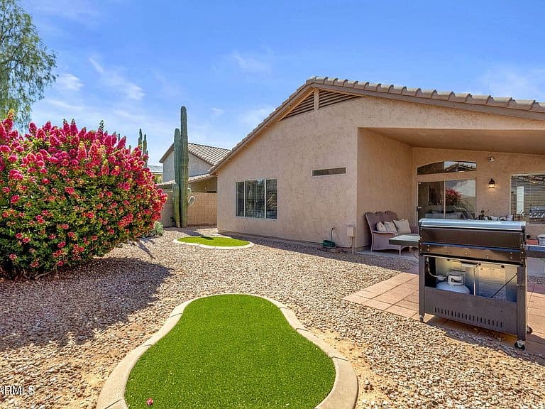 1216 W PINON Avenue photo 3