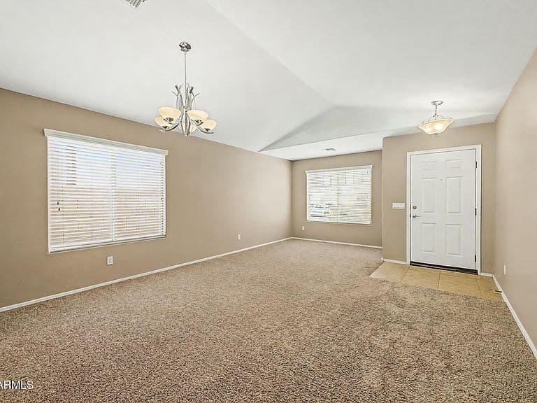 2766 E COWBOY COVE Trail photo 3