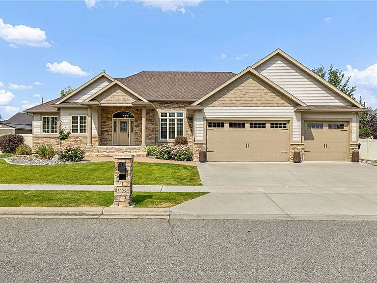 5325 Merlot Ln photo 1