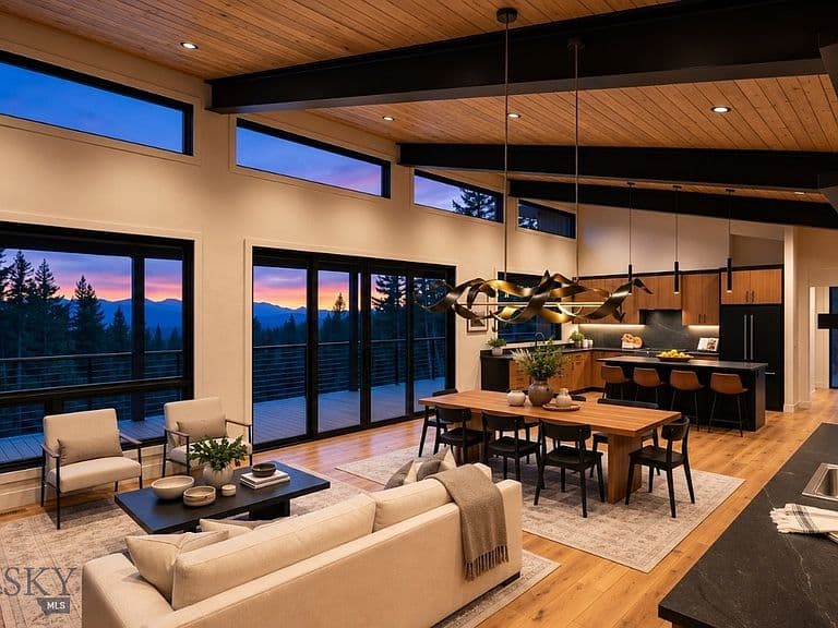 590 Boreal Way photo 3