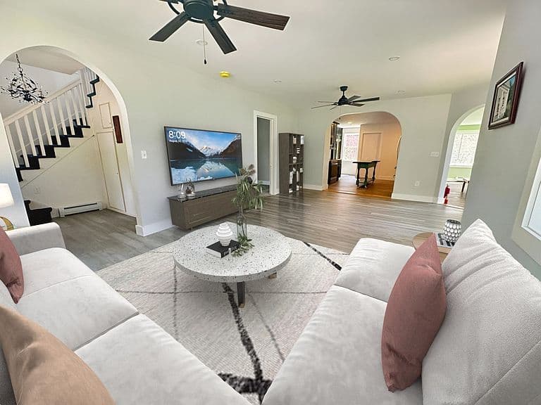 14 Jackson Avenue photo 2
