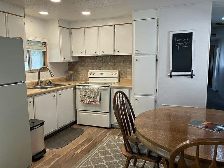 214 Midway #214 photo 3