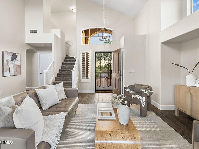 10284 E MALLOW Circle photo 3