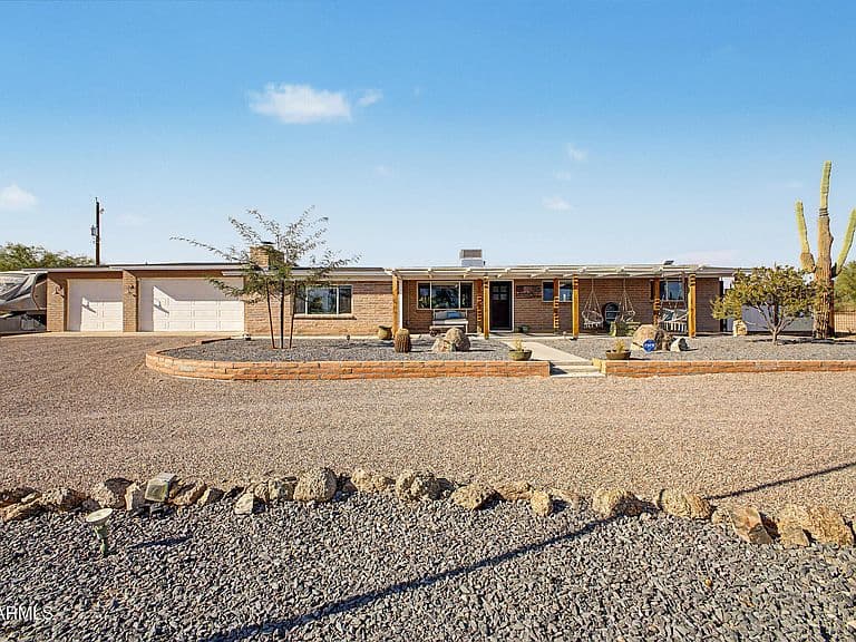 8238 E MAWSON Road photo 4