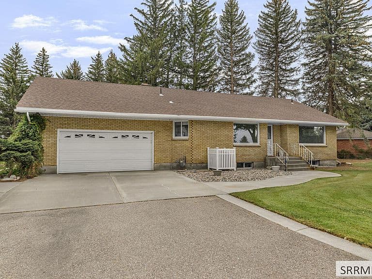 1881 W 49 S photo 3