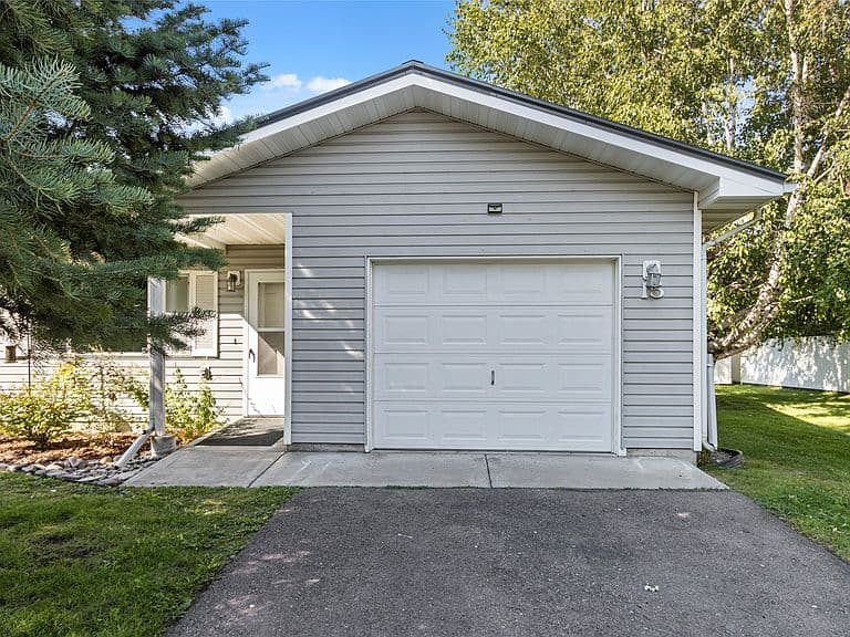 15 Teton St photo 1