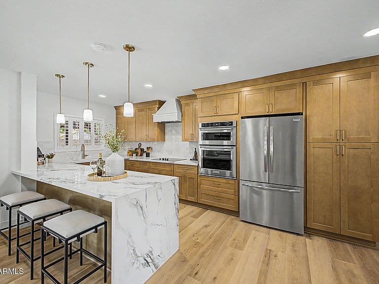 5539 E SWEETWATER Avenue photo 4