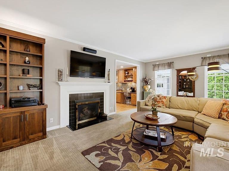 2815 W Teton St photo 4