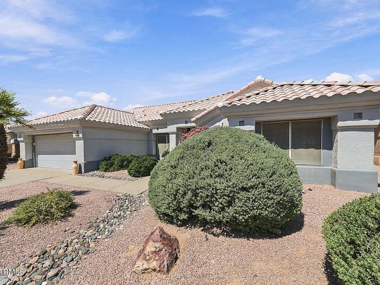13808 W PARADA Drive photo 3