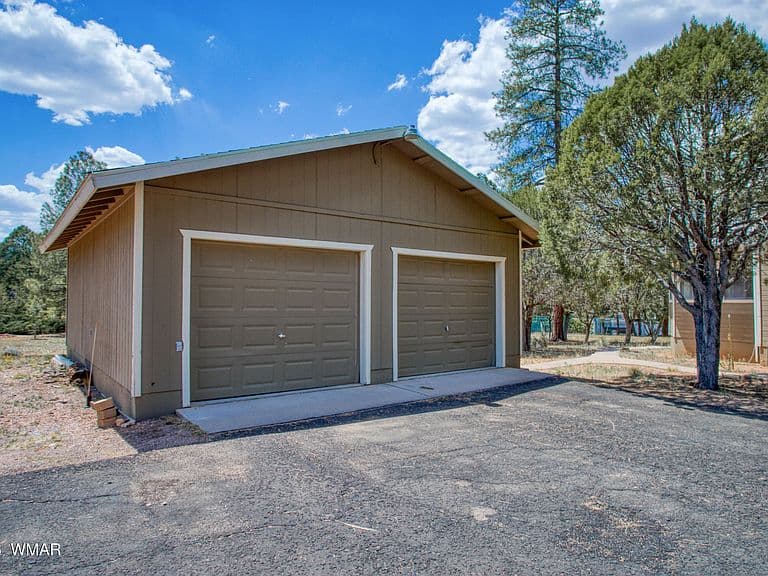 2974 Wapiti Dr photo 5