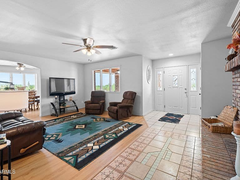 27141 E JAVELINA Drive photo 3