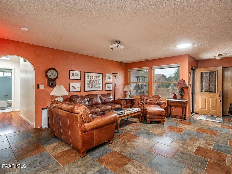 1765 Meadowridge Rd photo 5
