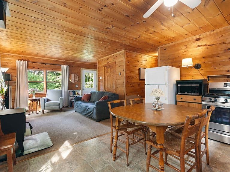 45 Kopkind Road photo 3