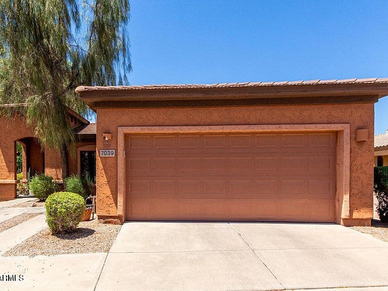 7039 S GOLFSIDE Lane photo 4